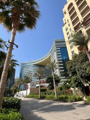 Private Beach Palm Jumeirah Studio high floor